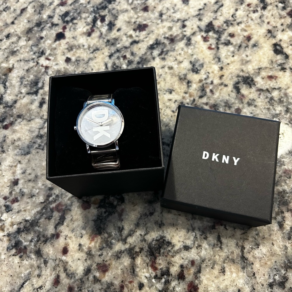 Ladies DKNY beautiful watch